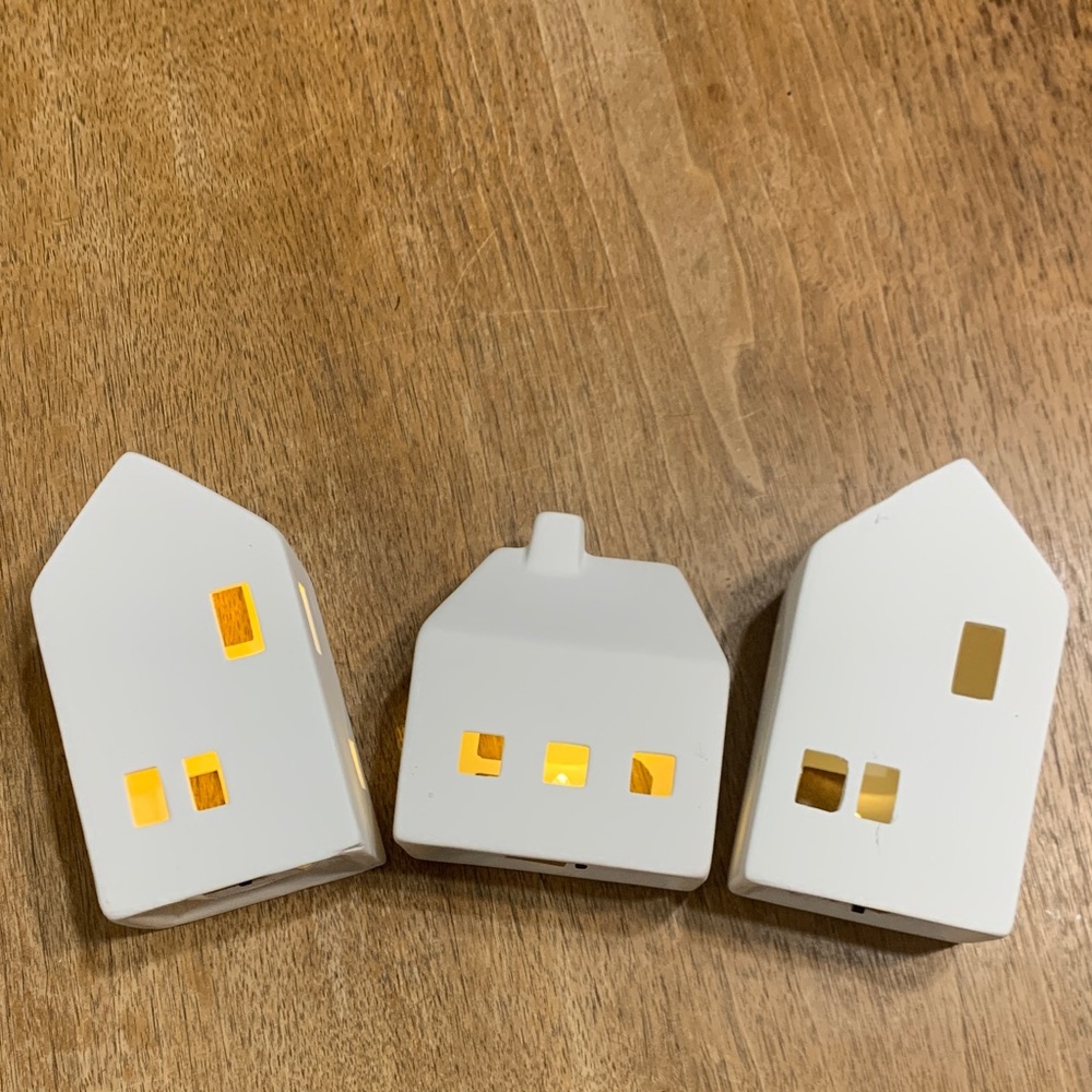 Ceramic house decor